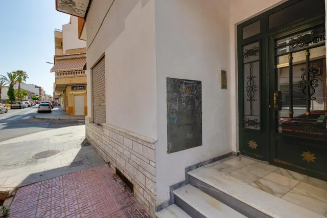 UN ACOGEDOR APARTAMENTO EN EL CENTRO DE TORREVIEJA — 15