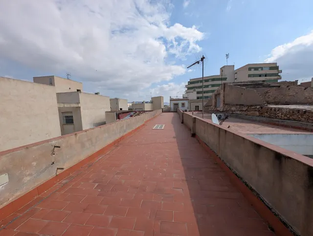 Se vende casa de dos plantas en Vera pueblo — 23