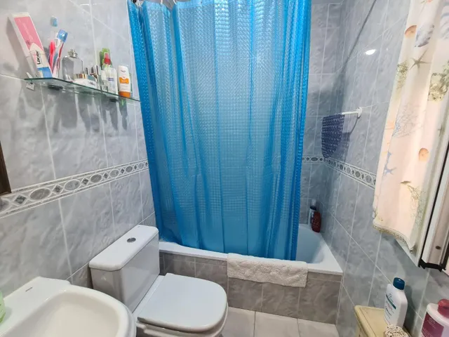 BONITO Y ALEGRE PISO EN EL CORAZON DE LA VIÑA. — 16