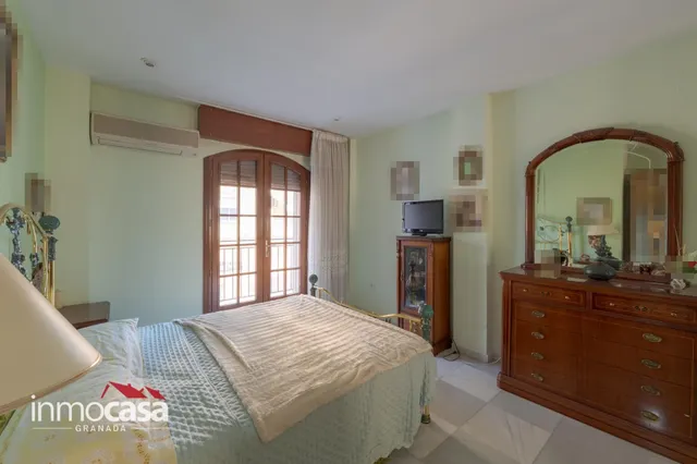 Casa/Chalet en Maracena a 1 minuto del metro — 45