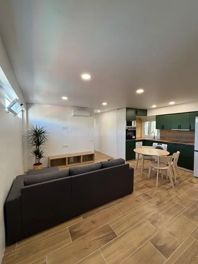 Piso reformado junto al metro, zona Manises – ideal para inv - foto 2