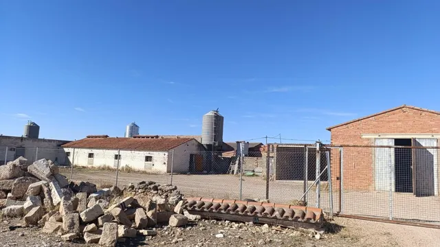 Negocio en venta en Caminreal (Teruel) — 22