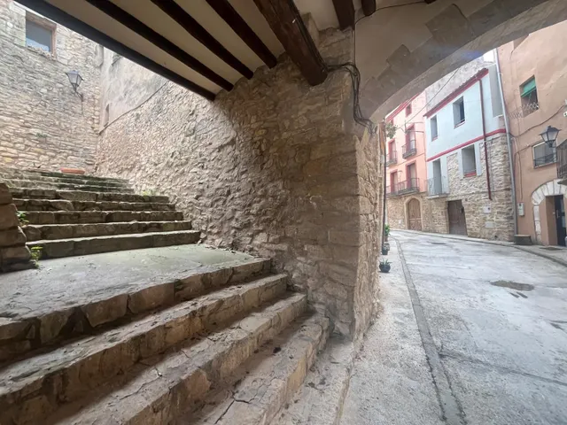 Oportunidad!!!! Casa con encanto para rehabilitar totalmente en Rocafort de Queralt, relajate en entorno rural. — 9
