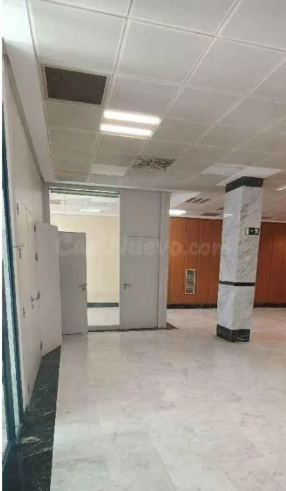 Venta de Local Comercial en Velez-Málaga - foto 4