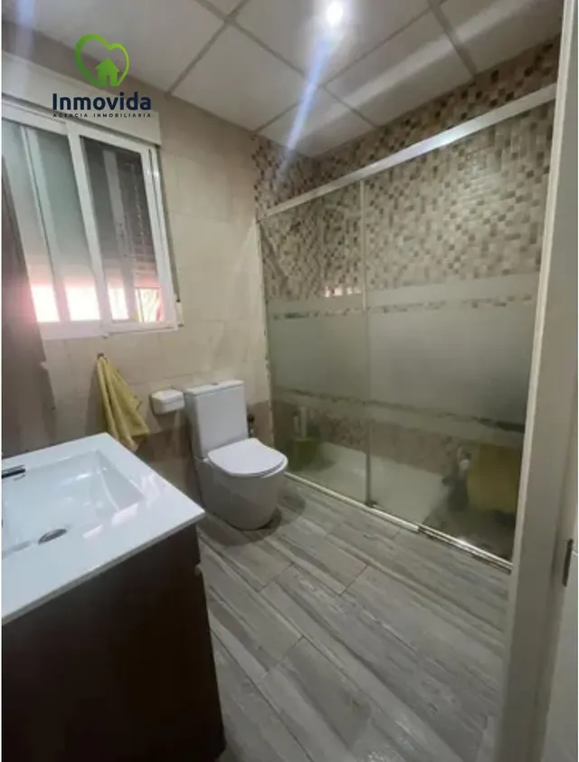 ¡Encantador Chalet con Piscina y Vistas en Cuevas Bajas!  NO HIPOTECABLE — 18