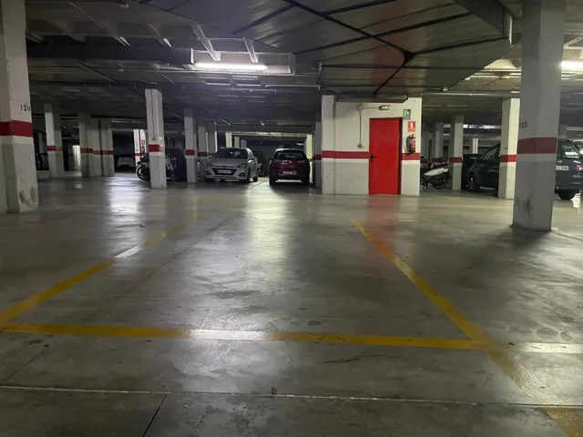 OLVIDATE DE BUSCAR APARCAMIENTO: PLAZA DE GARAJE EN VENTA EN ELCHE!!!!! — 3