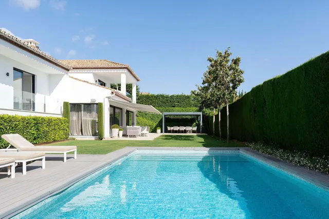Chalet 5 habitaciones 306m² en venta - Marbella — 28