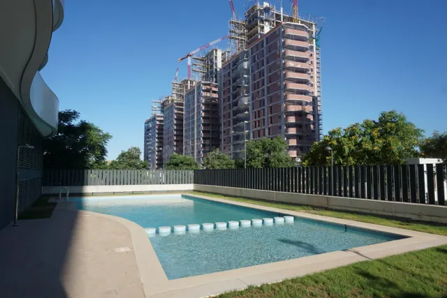 ESTRENA ESTA ESPECTACULAR VIVIENDA CON PISCINA DE 2 habitaci - foto 4