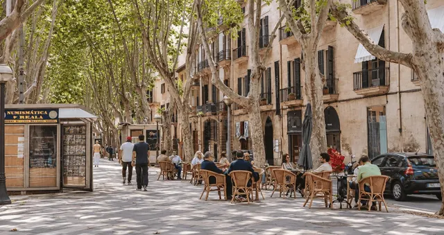 Piso señorial con terraza, en el barrio de Sant Jaume, Palma — 5