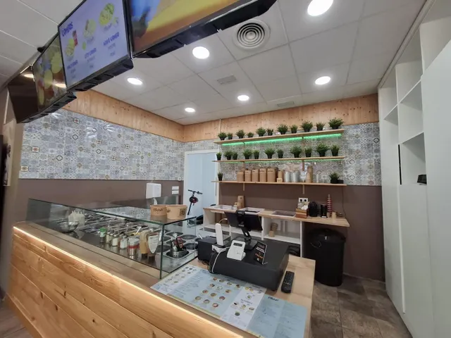 Traspaso de local comercial de 253 m2 — 20