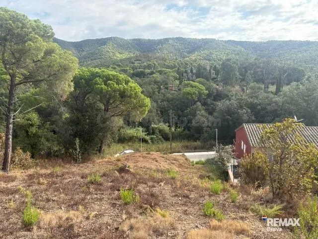 Calonge | Exclusiva parcela en Mas Pere rodeada de naturalez - foto 3