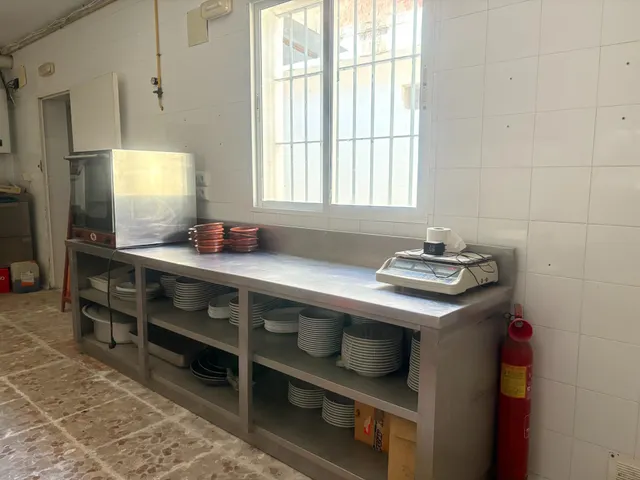 LOCAL COMERCIAL EN ALCORNOCALEJOS — 18