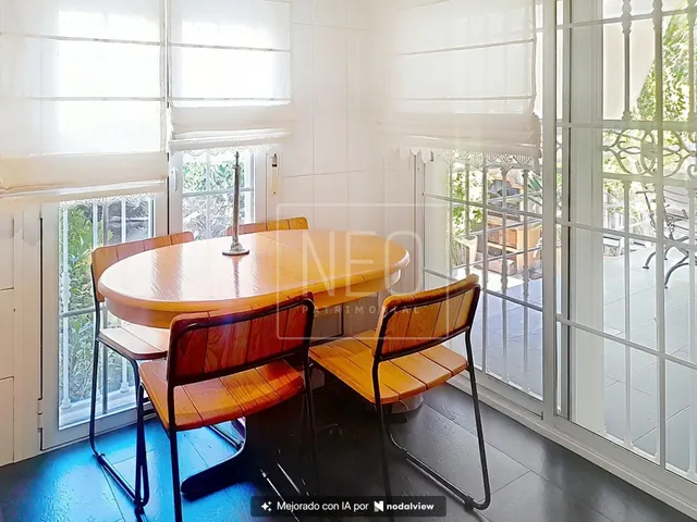 UNIFAMILIAR ADOSADO EN CALLE HUNGRIA, VALDEMORO. — 13