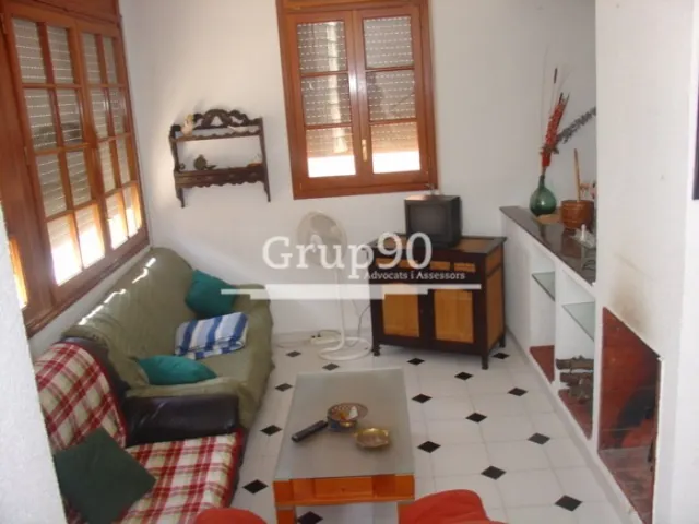 Hostal-Restaurante en la plaza del pueblo — 22