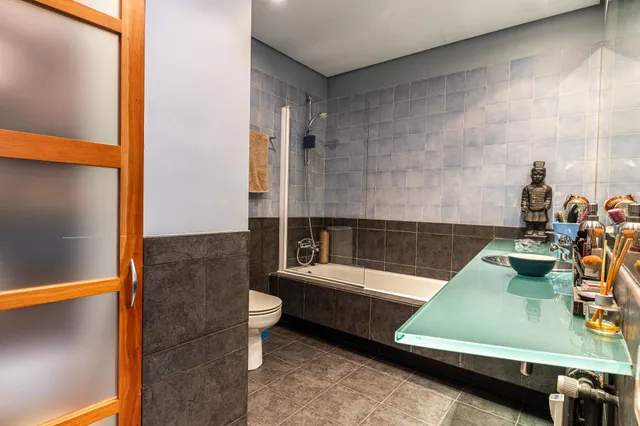 Piso exterior en el Viso — 28