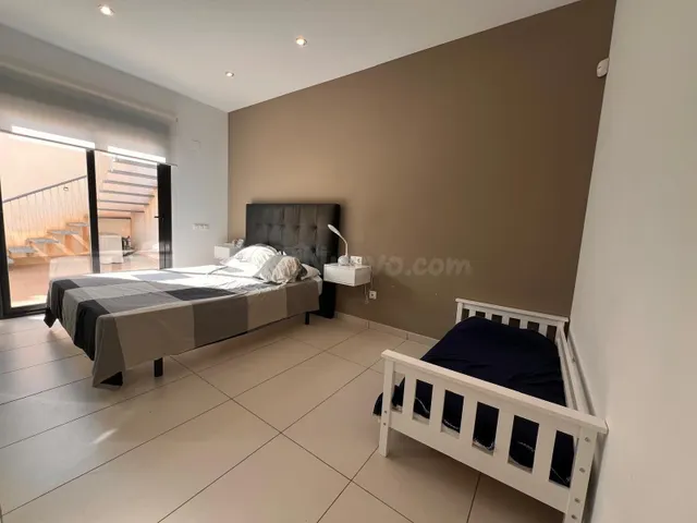 Villa Moderna Independiente con Piscina Privada y Solárium e - foto 5