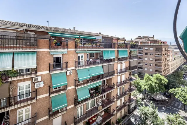 PISO EN PEDRO ANTONIO DE ALARCON — 4
