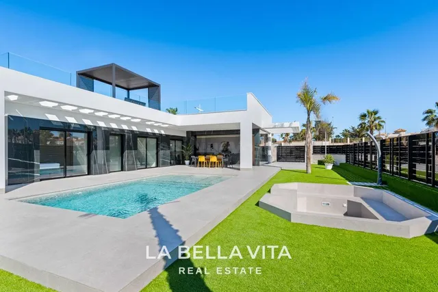 Villa de Lujo 3 habitaciones 129m² en venta - Montemar - foto 3