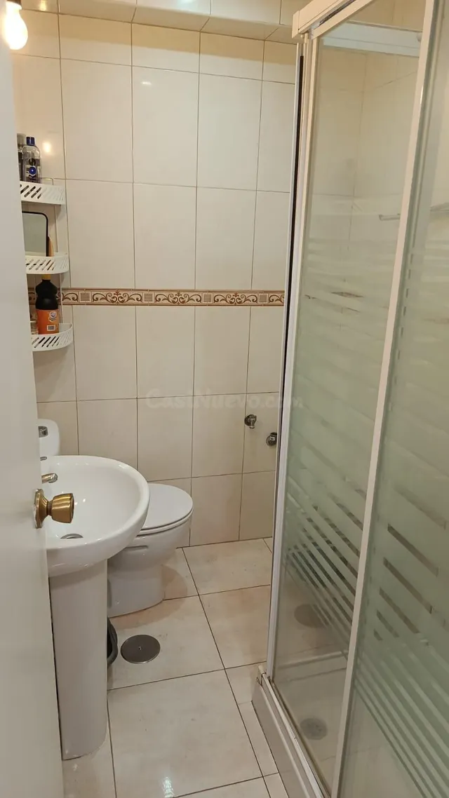 En el centro de la ciudad ,estudio a la venta con una terraz - foto 5