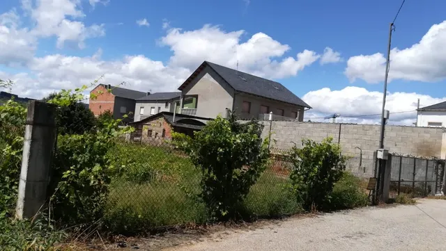Terreno Urbano en Cacabelos — 10