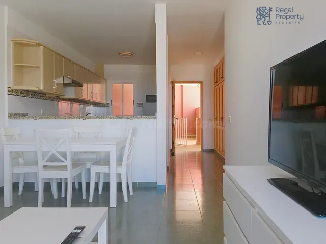 VENTA AMPLIO APARTAMENTO CON PLZA DE GARAJE, EN PUERTO DE LA - foto 4