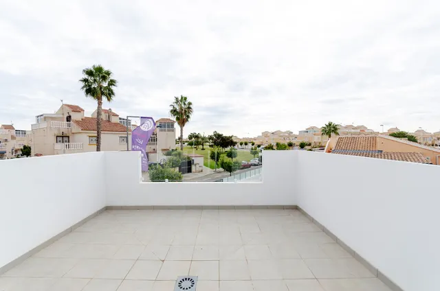 Villa 3 habitaciones 116m² en venta - El limonar — 25
