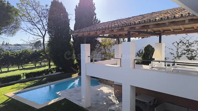 Villa de Lujo 5 habitaciones 111m² en alquiler - Plaza de toros — 2