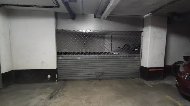 PLAZA DE GARAJE EN VENTA EN JACINTO BENAVENTE - foto 3