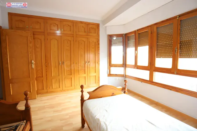 Encantadora Casa en Alcázar de San Juan con Amplias Vistas a - foto 2