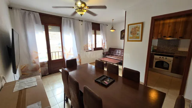 Piso reformado de 74 m2 con terrado privado y vistas 360° ju - foto 2
