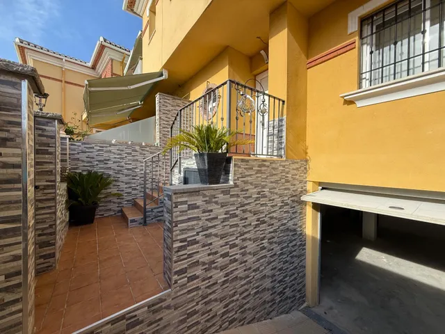 ADOSADO EN GOJAR — 29