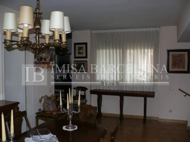 PRECIOSO PISO EN EL EXCLUSIVO COMPLEJO RESIDENCIAL LES LLOSES — 12