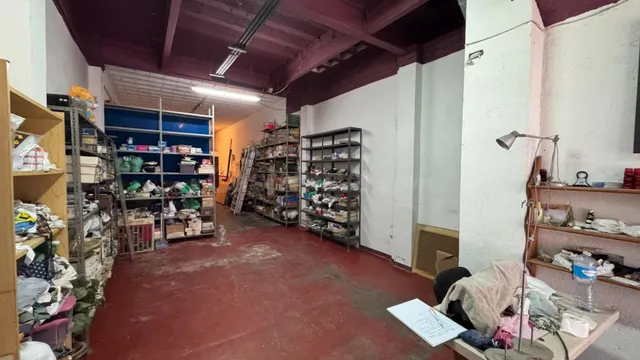 Tu despacho, tu tienda o tus trasteros: un local que se adap - foto 4