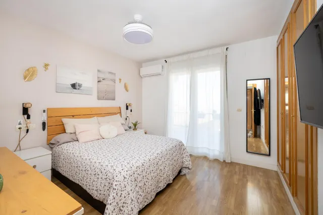MARAVILLOSA CASA  A POCOS MINUTOS DEL CENTRO DE LA ZUBIA — 20