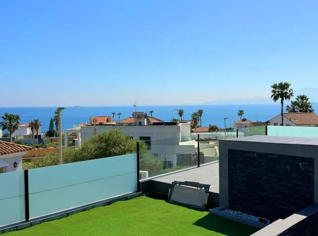 Chalet 3 habitaciones 220m² en venta - Centro — 38
