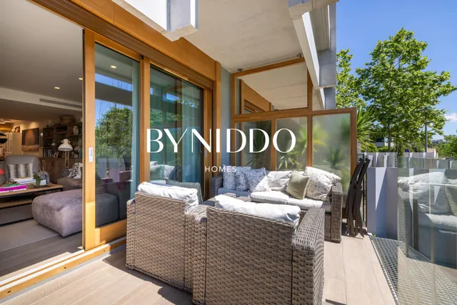 Exclusiva vivienda con dos espacios independientes, jardín privado y piscina en Can Mates — 11