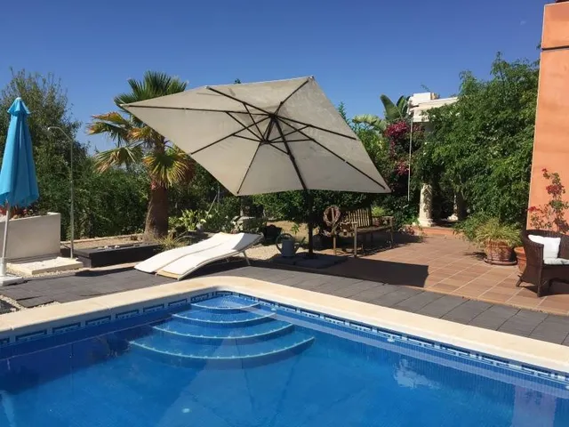 Se vende  precioso chalet casa rural con todas los servicios a las faldas del Puig campaña — 8