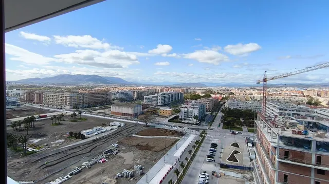 ¡Exclusivo Piso de Lujo en las Málaga Towers! — 39