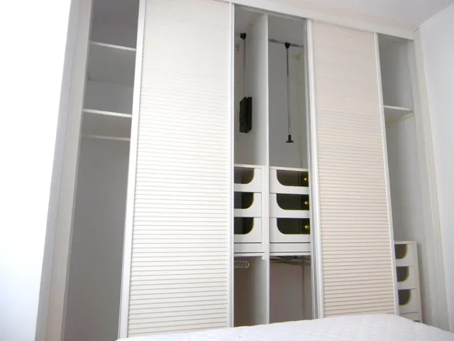 VIVIENDA DE 2 DORMITORIOS TOTALMENTE AMUEBLADA Y EQUIPADA — 30
