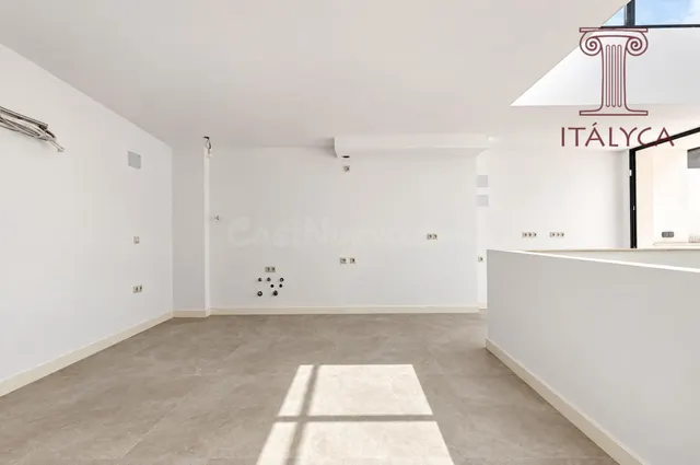 Casa de obra nueva en venta en calle Niño Perdido - foto 4