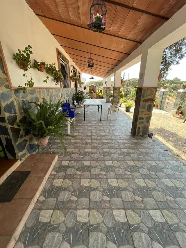 CHALET EN VENTA CTRA OLIVENZA-CHELES — 8