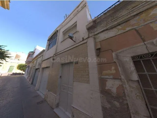 SE VENDE suelo urbano OKUPA en C CORBETA 14 de Almería - foto 2