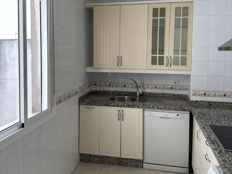 Se vende magnífico piso en Alcalá del Río.