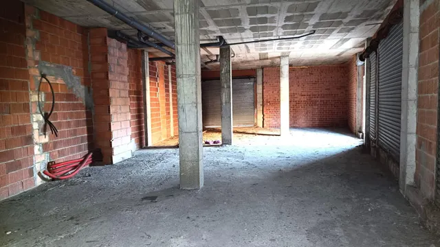 LOCAL COMERCIAL ESQUINERO EN RONDA IBÉRICA - VILANOVA I LA GELTRÚ — 5