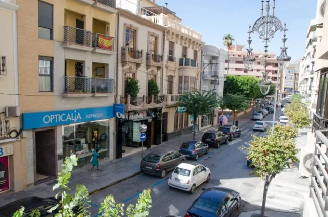 PISO AMPLIO DE 5 DORMITORIOS EN ORIHUELA — 2