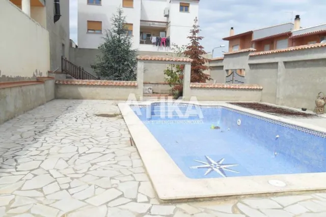 SOLAR URBANO A LA VENTA EN AGULLENT. — 5