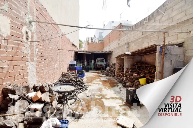 TERRENO URBANO CON MUCHAS POSIBILIDADES — 3