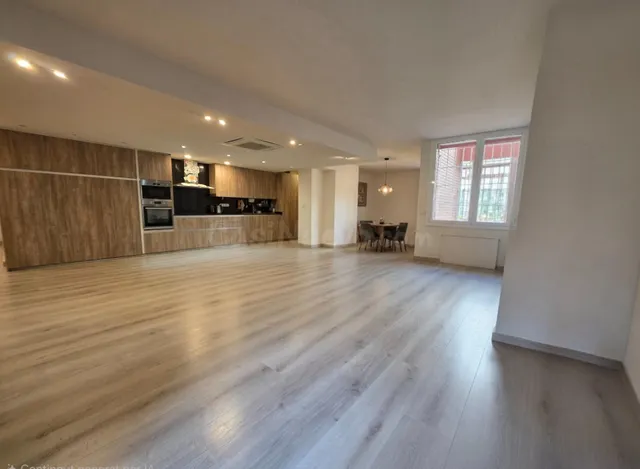 LUJO EN SARRIÀ - PLANTA BAJA CON JARDIN Y 5 habitaciones - foto 3