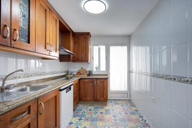 Preciosa casa con patio en una de las mejores zonas de Atarfe — 12