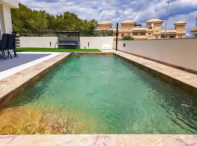 Villa 3 habitaciones 147m² en venta - Villamartin - foto 2
